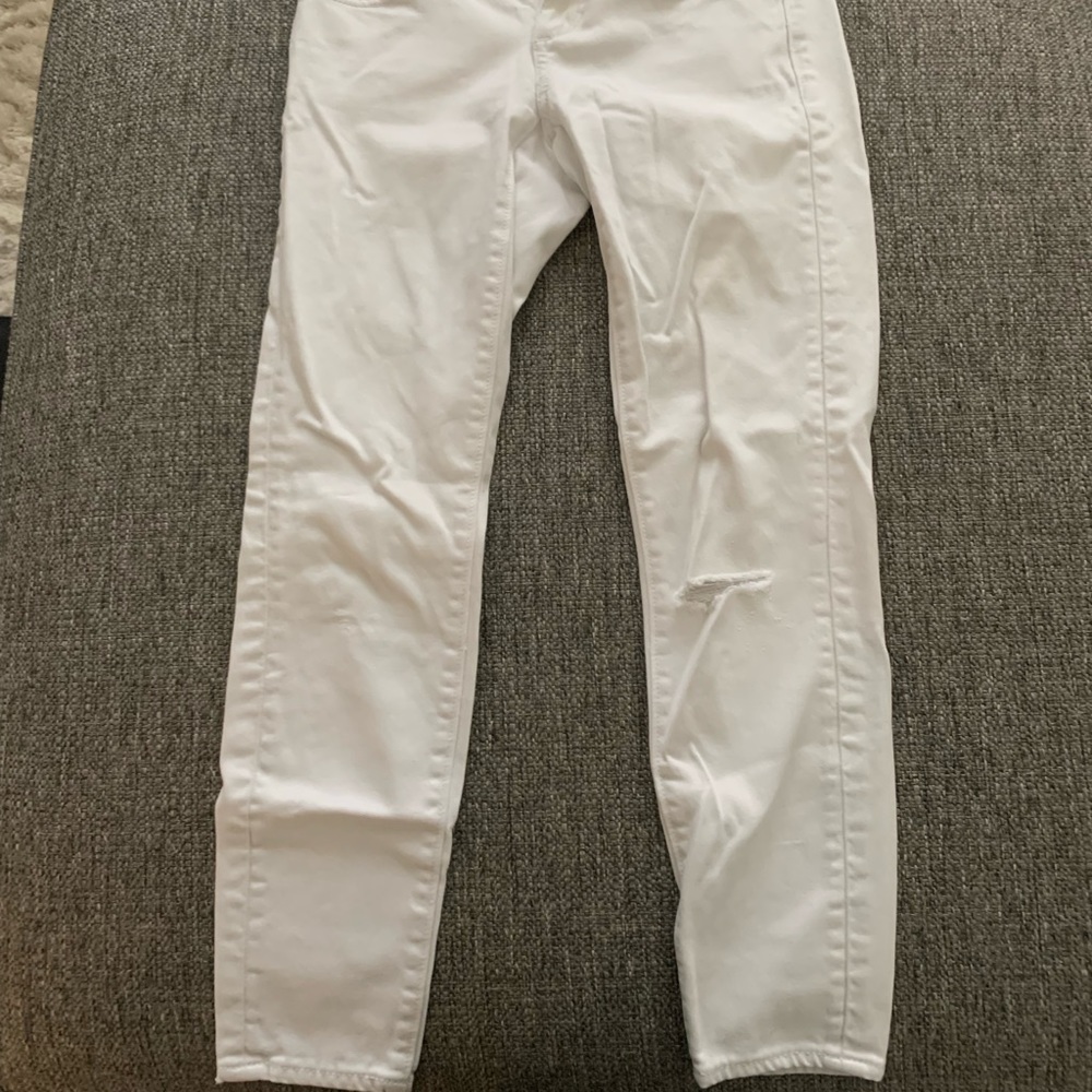 EUC Ann Taylor white skinny jeans size petite 00